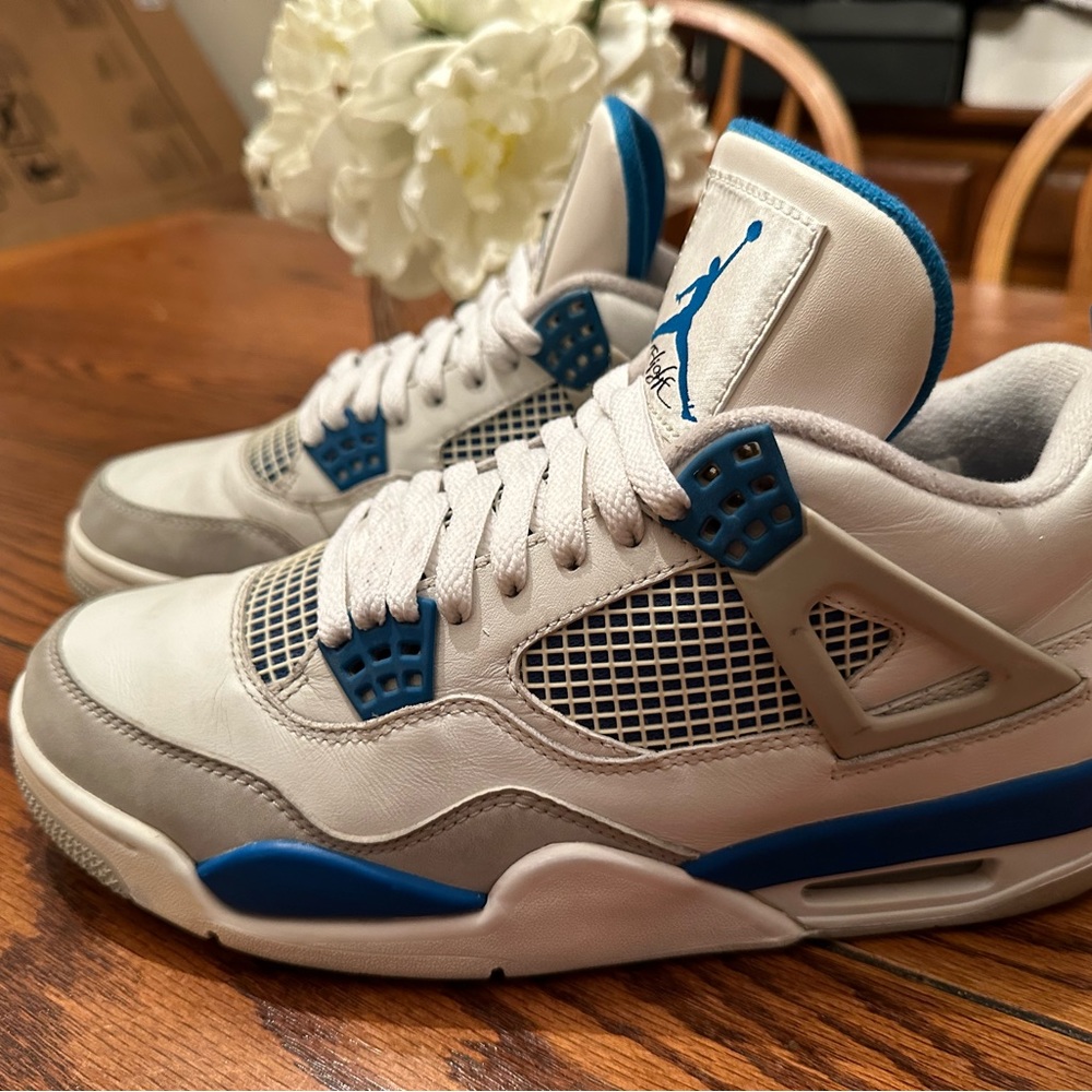 Jordan 4 Retro Military Blue (2012) Size 9